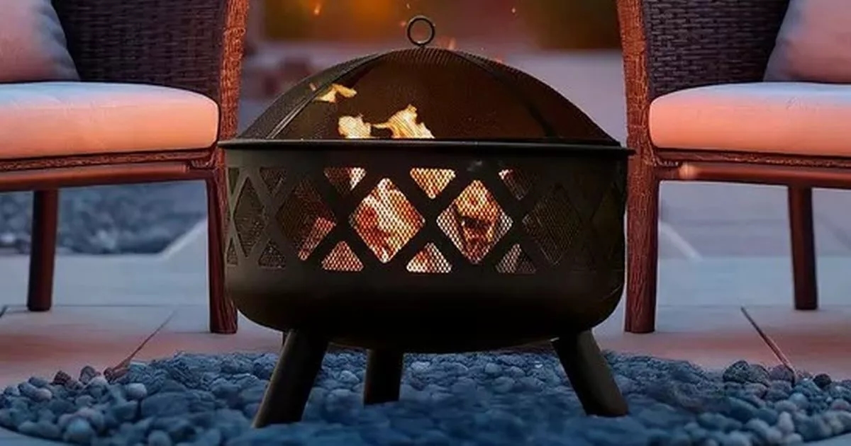 'Attractive' £100 fire pit that's ideal for long summer nights drops to £44