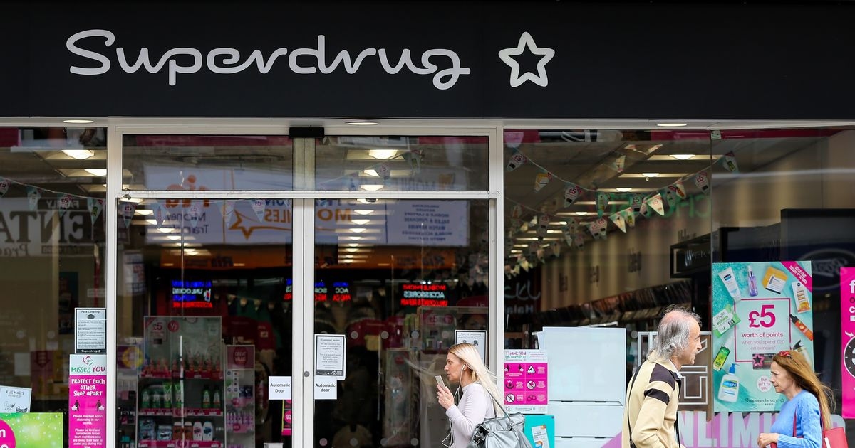 Superdrug cuts 'divine' luxury perfume that 'lasts all day' to its cheapest price