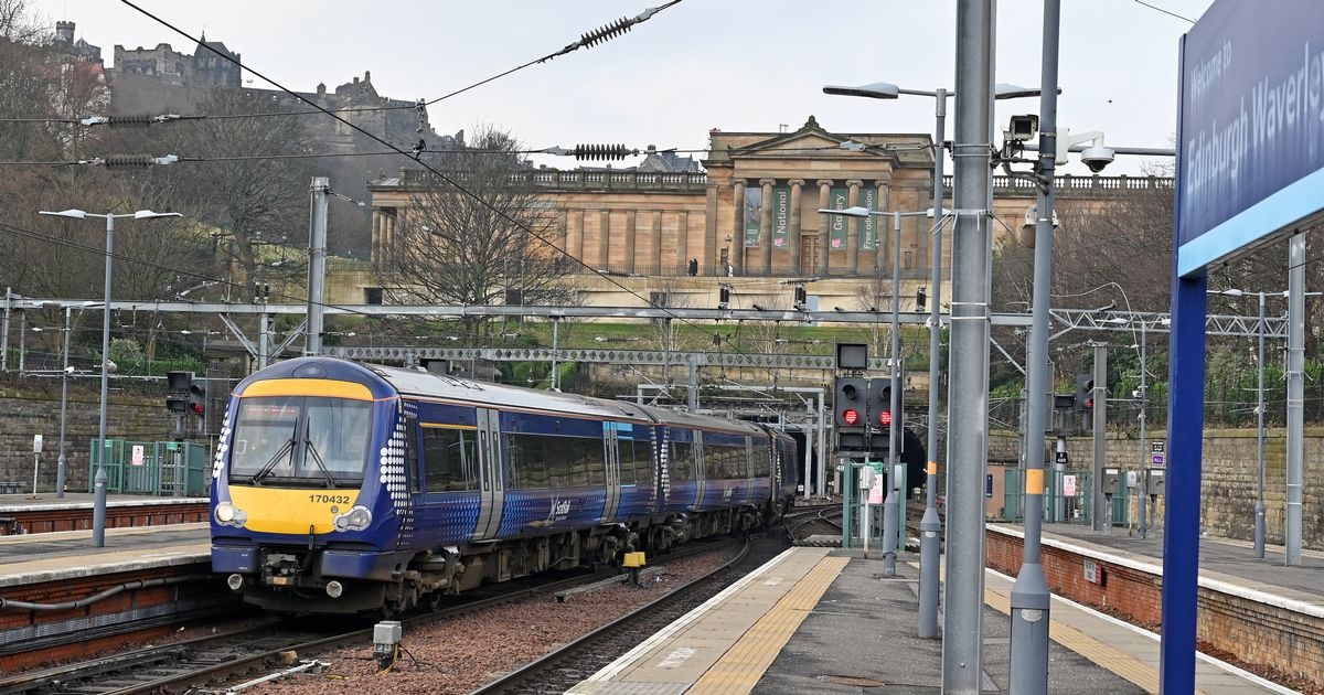 ScotRail hit by IT 'network outage' as passengers unable to buy tickets