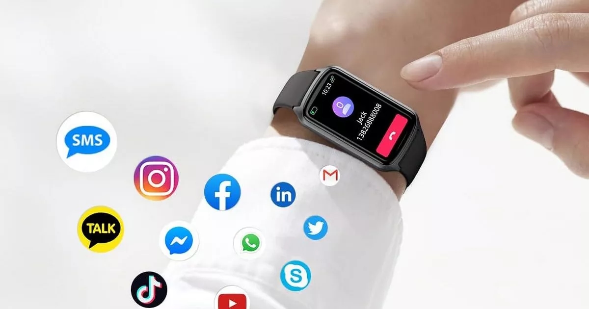 Shoppers replace Fitbit with 'comfortable' smartwatch reduced to £39 in sale