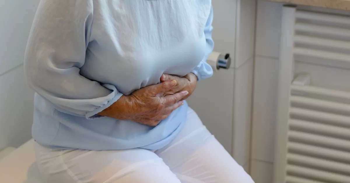 'If you've got these 3 symptoms, stay home' warns HSE amid baffling bug surge