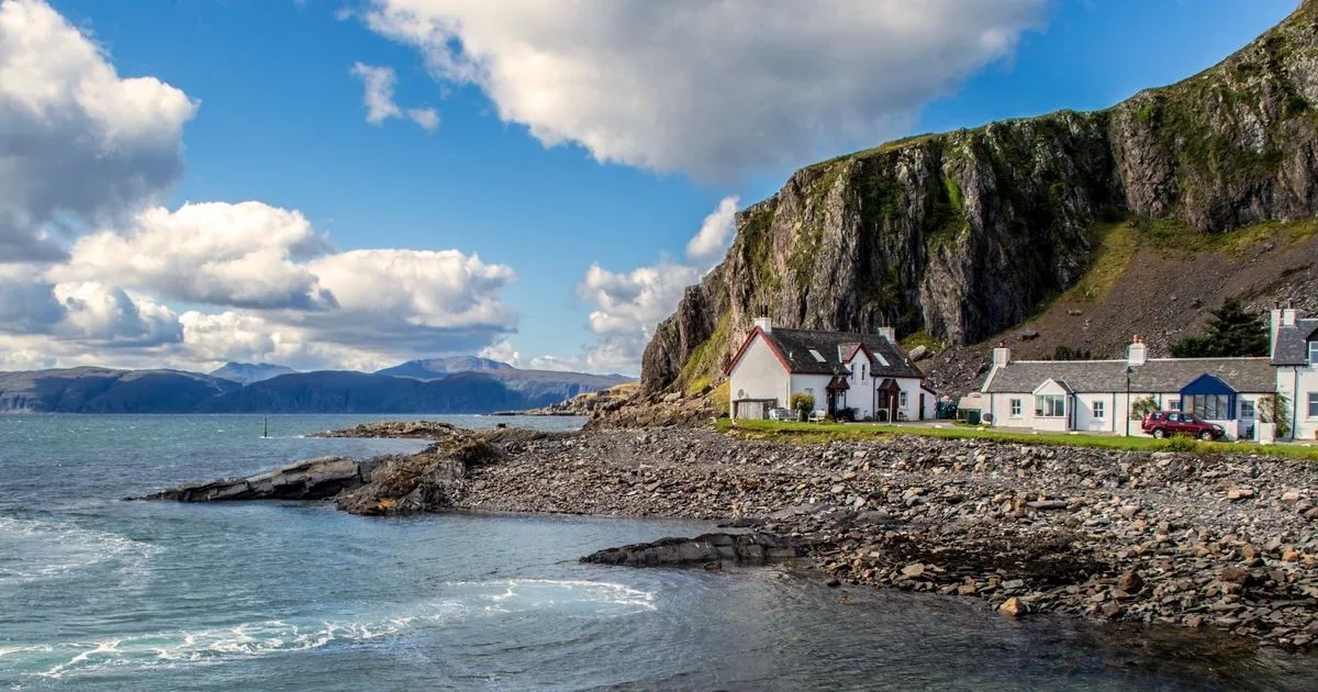 The tiny hidden gem Scottish island home to 'excellent pub and café'