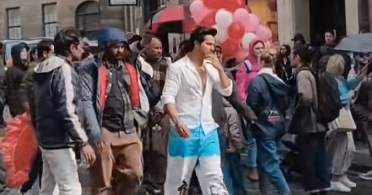 Huge Edinburgh crowds gather as famous actor spotted filming in city centre