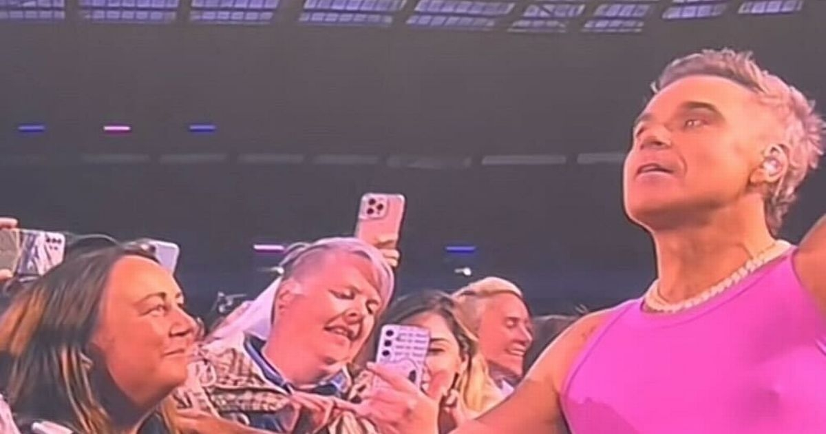 Lotto winner Jane Park makes cheeky jibe as Robbie Williams song choice divides crowd