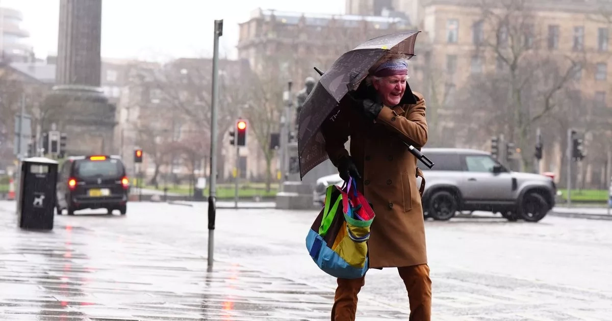 Edinburgh weather: Princes Street Gardens close as high winds thrash city