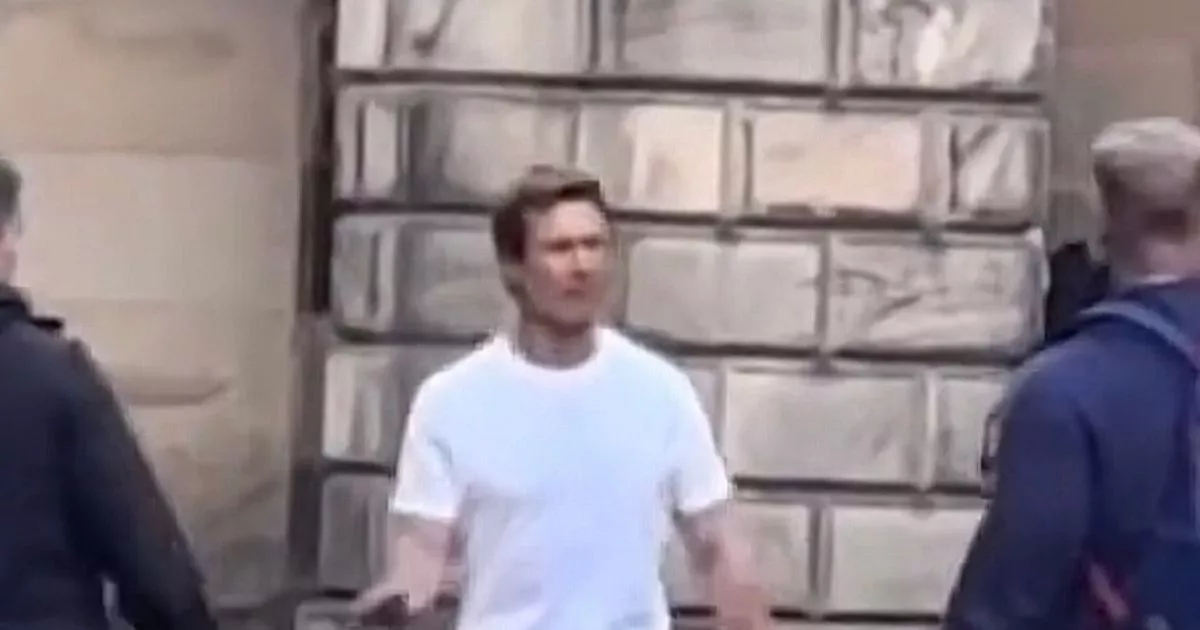 Moment Edinburgh local strolls through city before 'stumbling' into Hollywood star