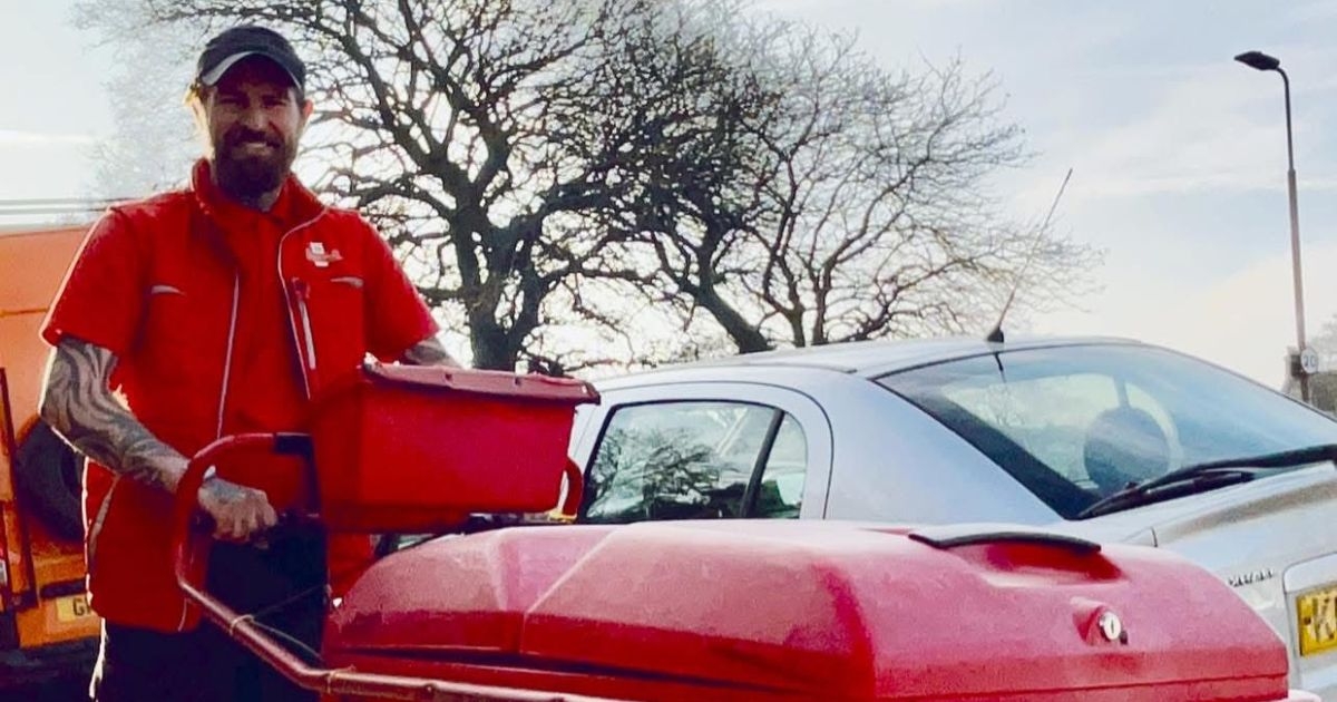 Edinburgh man reflects on 25 years as a postie - as locals share fond memories