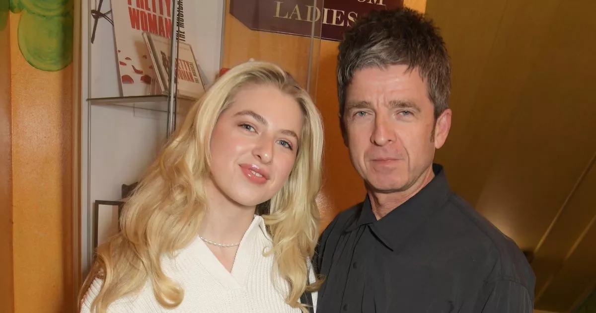 Anais Gallagher has four words for her dad Noel after Edinburgh Murrayfield gigs