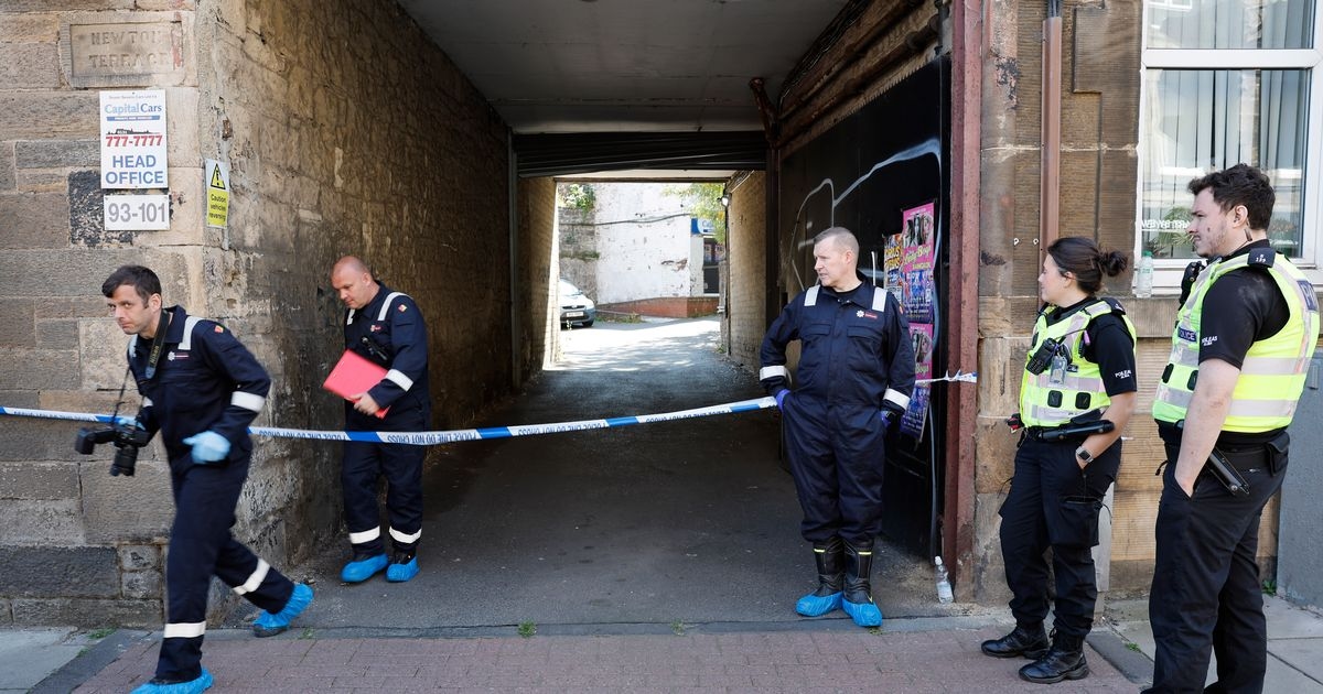 Edinburgh gangsters in chilling 'we're not going away' warning after 'firebombing'