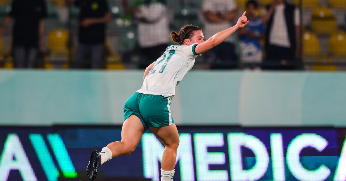Emily Murphy's stunning late goal secures victory for Ireland