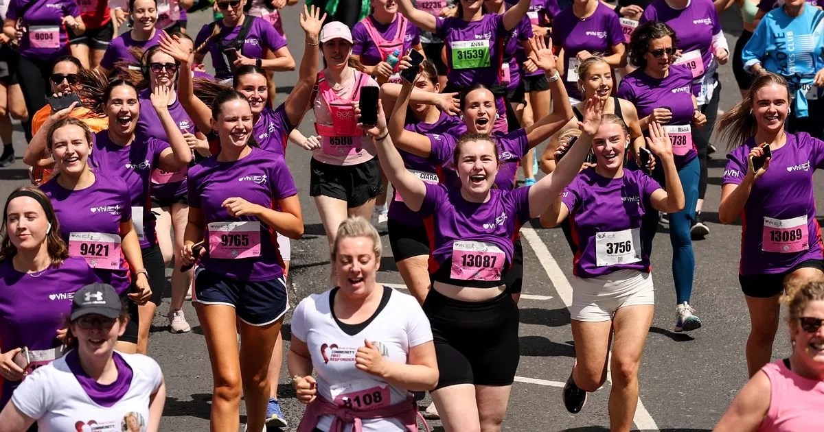 The best photos as close to 30,000 women turn Dublin purple for Mini Marathon