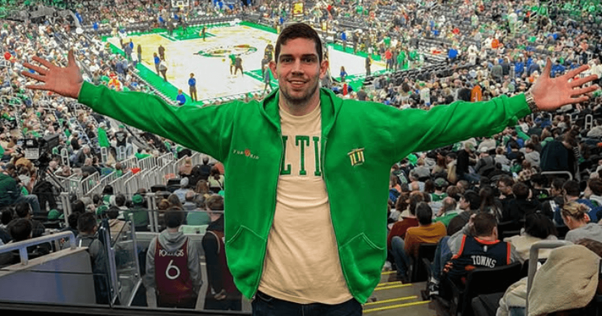 Irish boxer 'shooting for the stars' as he makes history at iconic sports venue