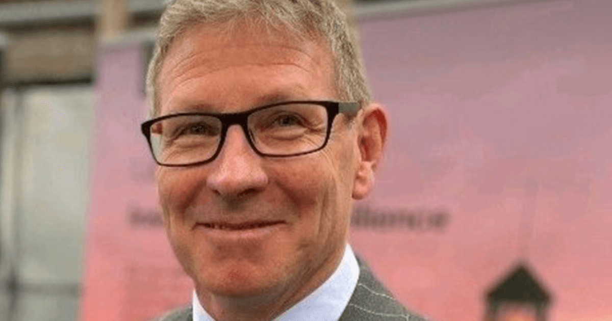 Tearful tributes flow for 'true legend' dad-of-three killed in tragic incident
