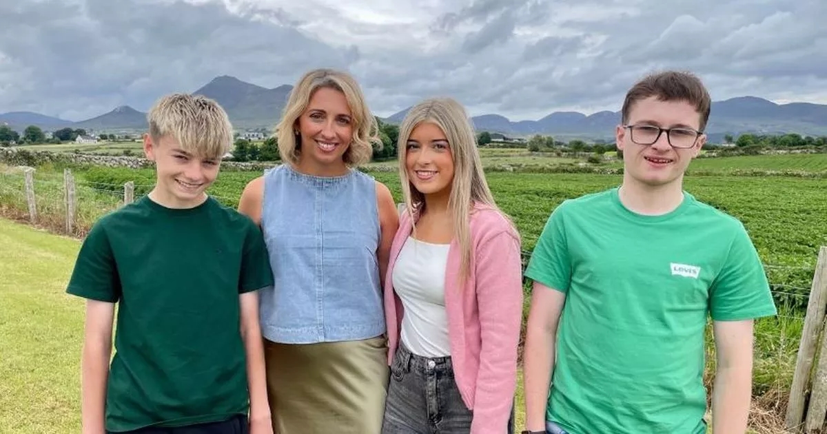 Mum diagnosed with rare cancer after noticing a tiny lump on her leg