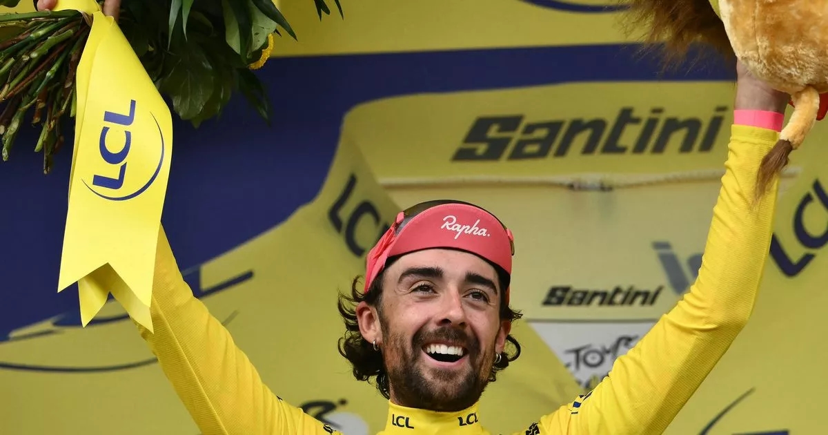 Ben Healy follows Elliott, Kelly and Roche in wearing yellow jersey