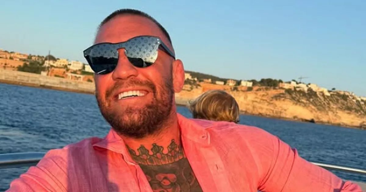 Conor McGregor defended by Elle Brooke over 'naked pic': 'It's not small'
