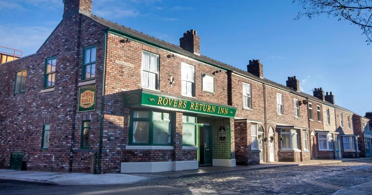 Coronation Street legend who broke a world record on the show dies, aged 88