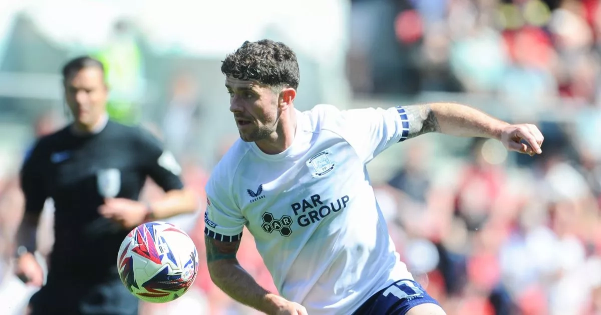 Preston boss delivers emphatic verdict on Robbie Brady's future