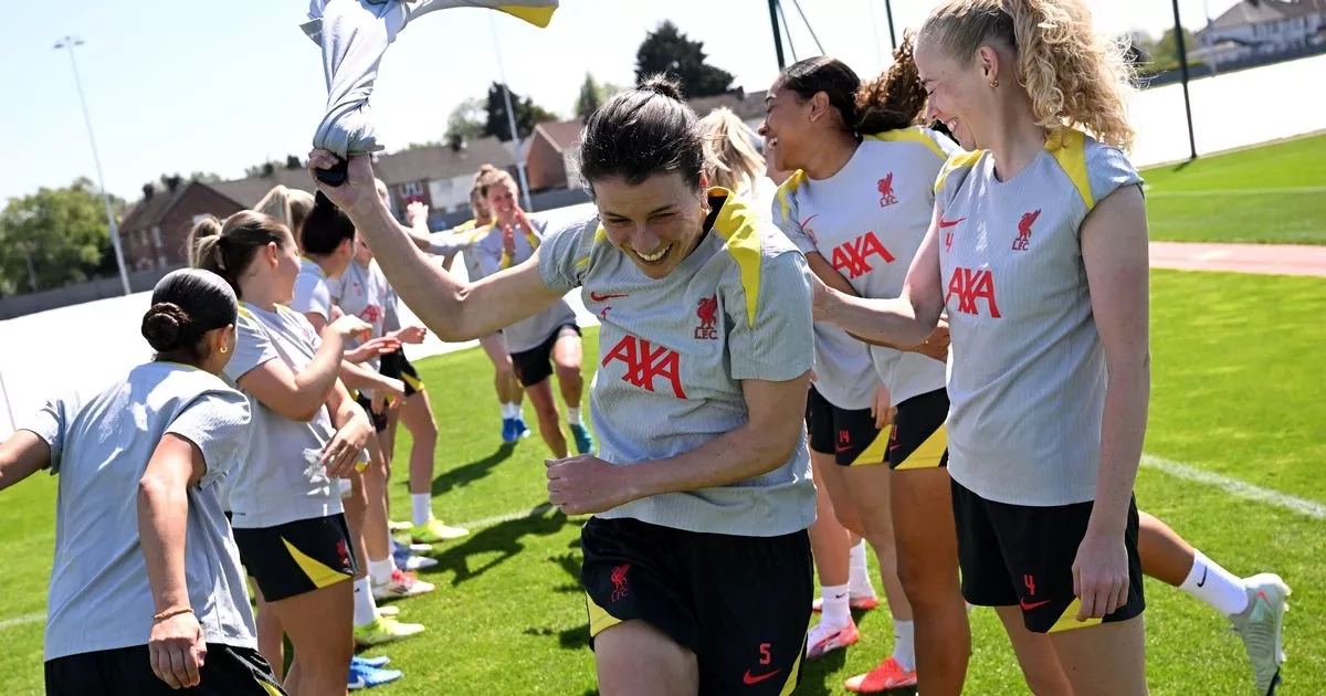 Liverpool release emotional video paying tribute to retiring Ireland legend
