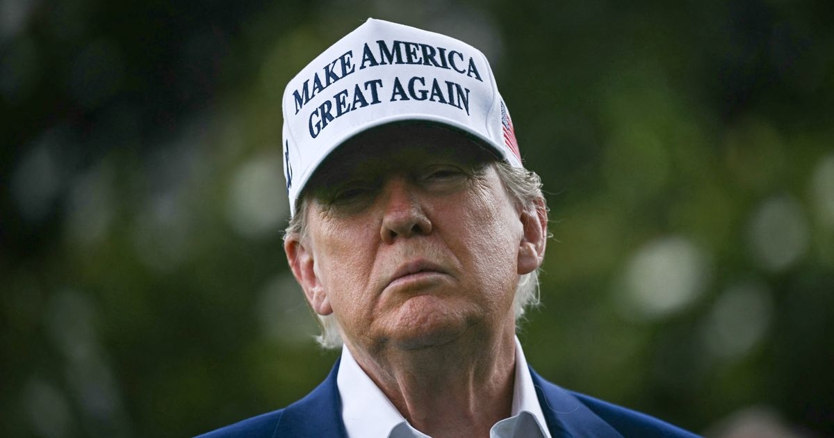 Donald Trump moans about not playing golf for 3 weeks while making Iran threat