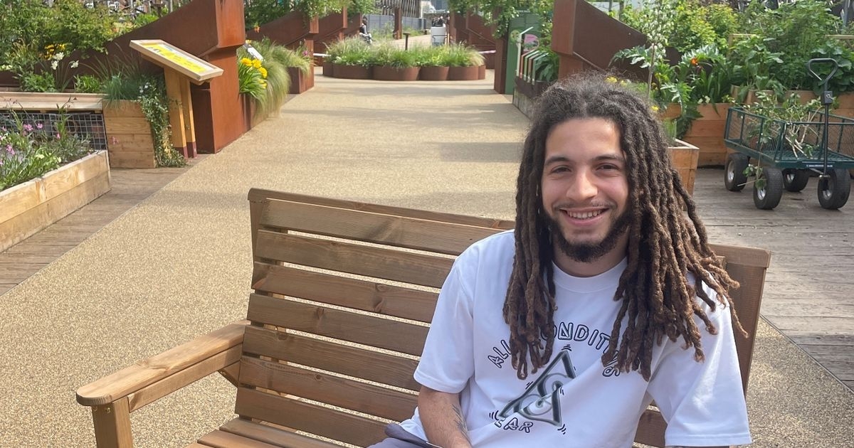 Chelsea Flower Show chaos as RHS ambassador famed for guerrilla gardening quits