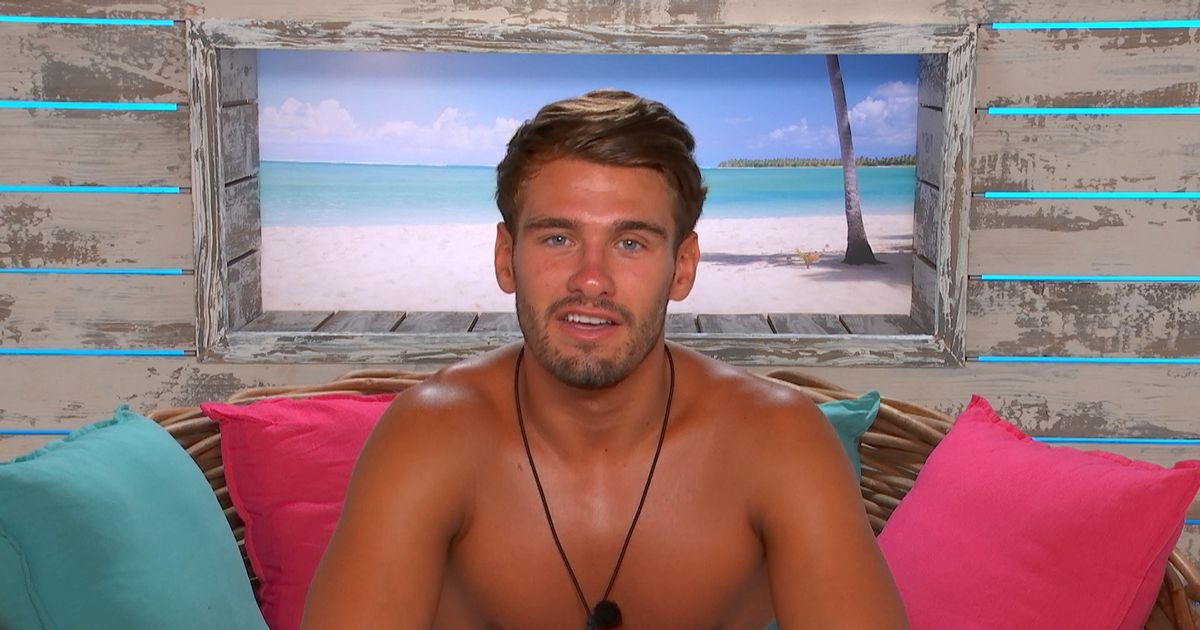 Love Island's Jacques O'Neill posts snap from hospital amid worrying 'setback'
