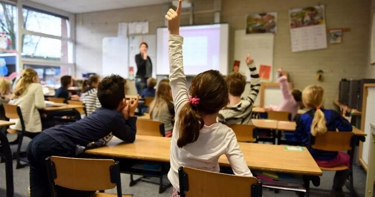Headteachers warn of biggest crisis facing UK schools as kids badly let down