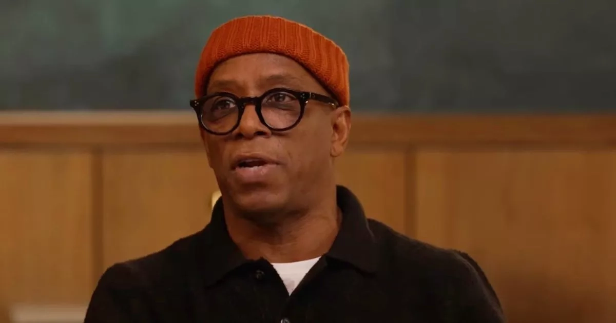 Ian Wright points finger over Arsenal tactic in PSG loss - 'Very surprised'