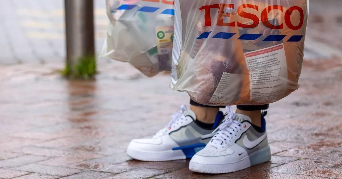 American buys first Tesco meal deal and people have same comment about his choices