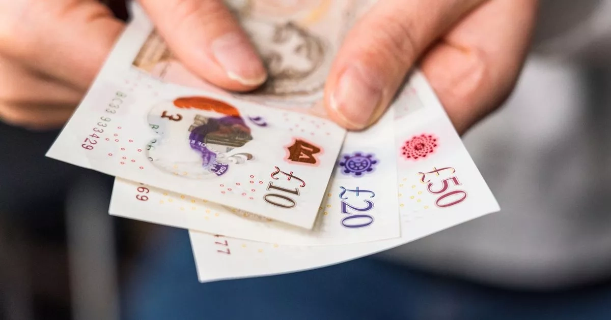 UK households urged to apply for new £300 cost of living payment