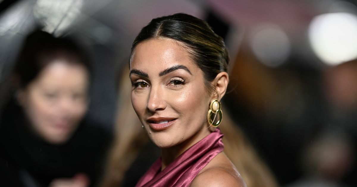 Frankie Bridge's silk eye mask is hailed the ‘best sleep mask ever' by shoppers