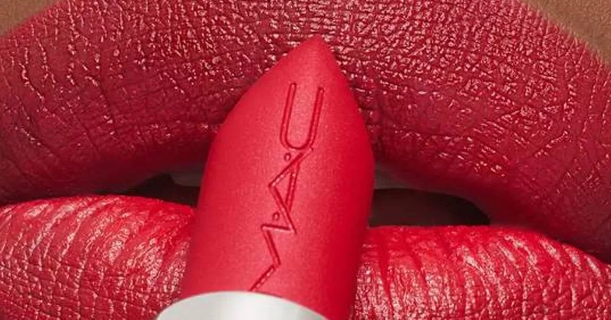 Beauty buffs snag MAC lipstick for less than £4 in little known money-saving deal