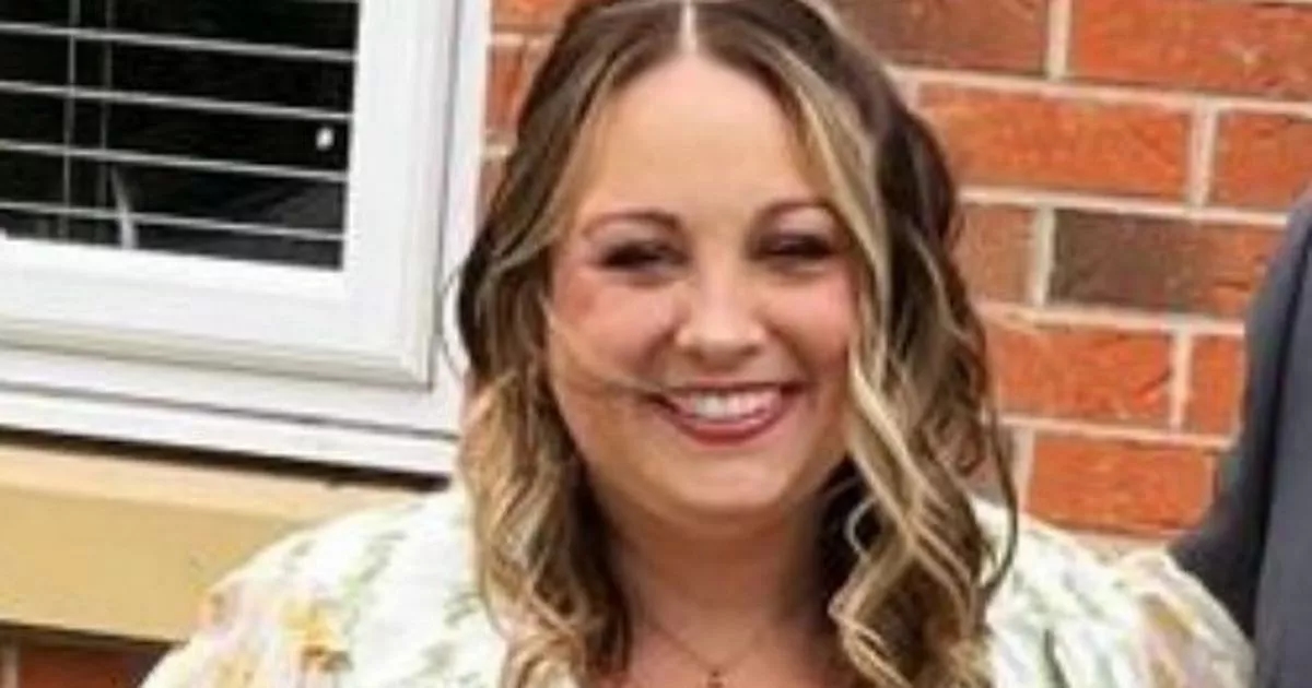'Embarrassed' mum sheds nearly 10st after sons' waterslide dismay