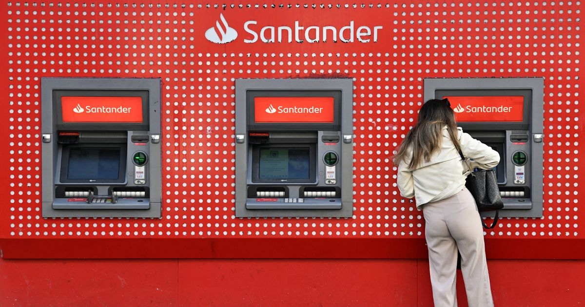 Santander giving away free £180 when you open a bank account