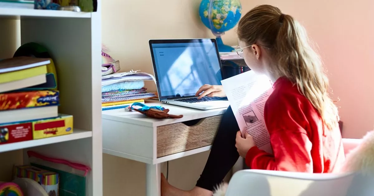 One in 10 parents see no problem in letting kids use AI to help with homework
