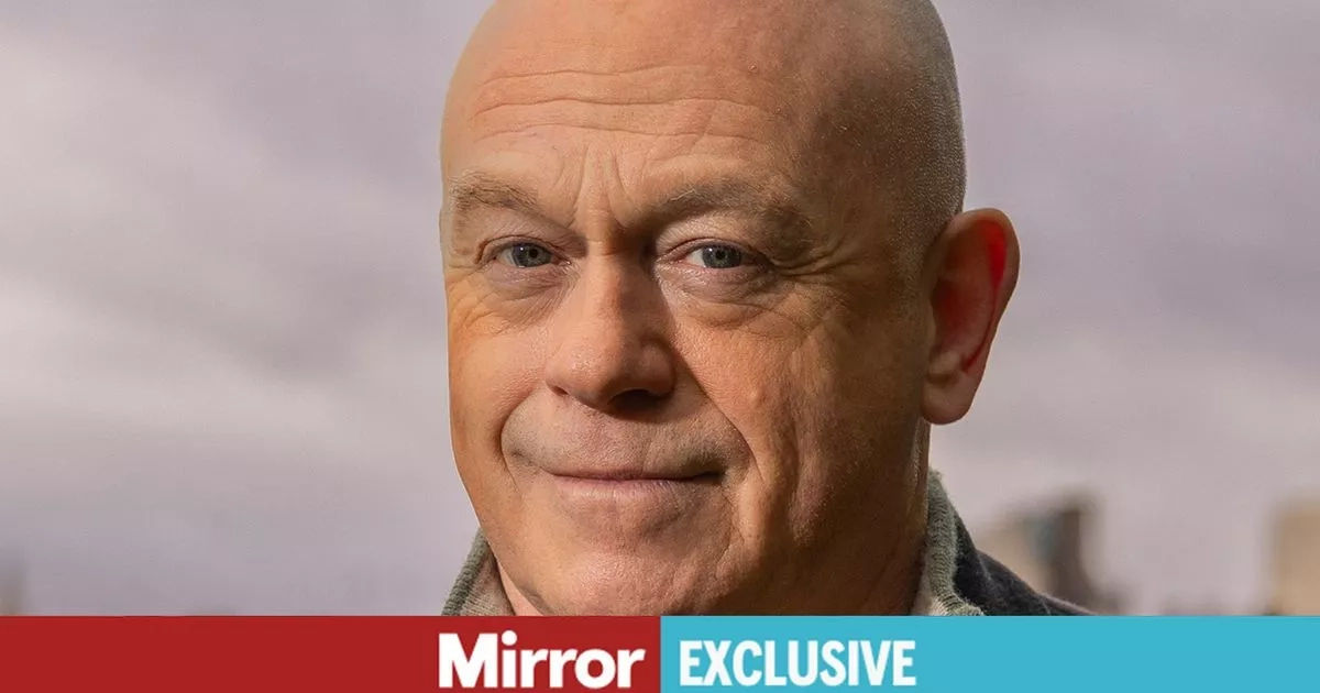 Ross Kemp's horror over relative who 'threatened to cut off mum's head with kitchen knife'