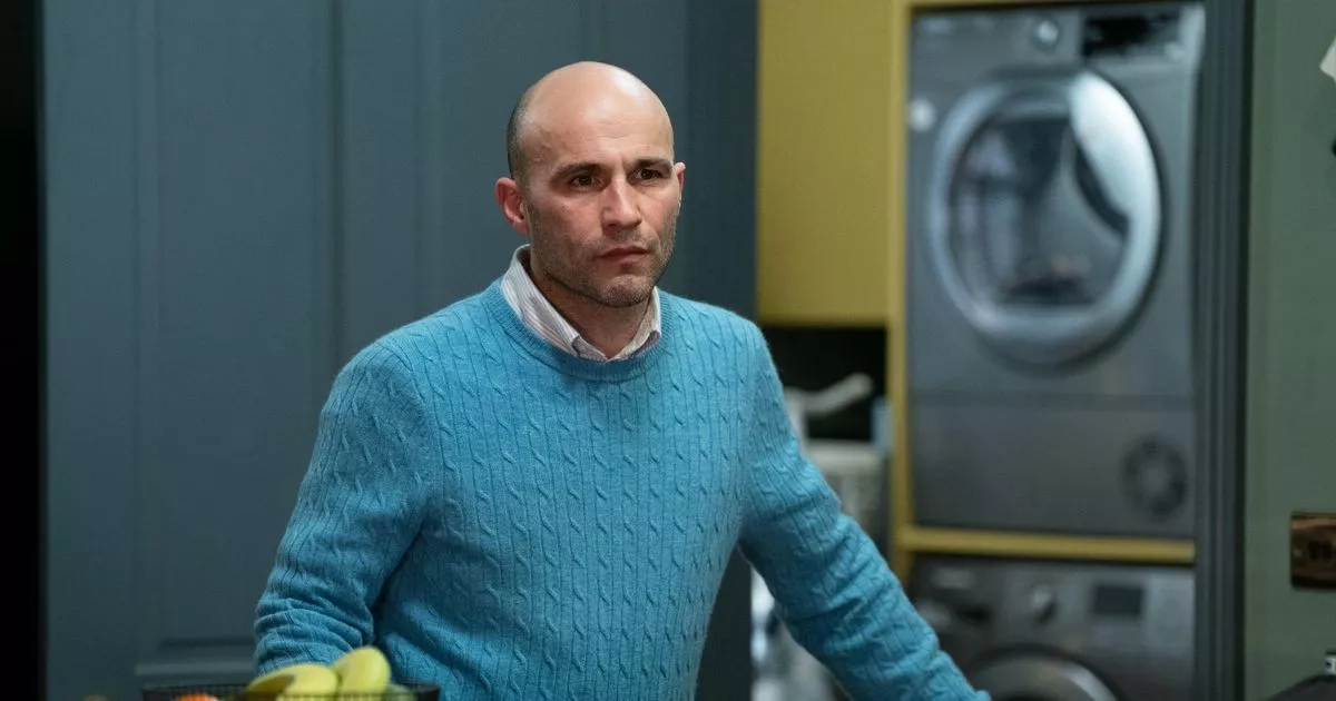 Teddy Mitchell's EastEnders exit 'sealed' as fans spot 'clue' he's 'in danger'