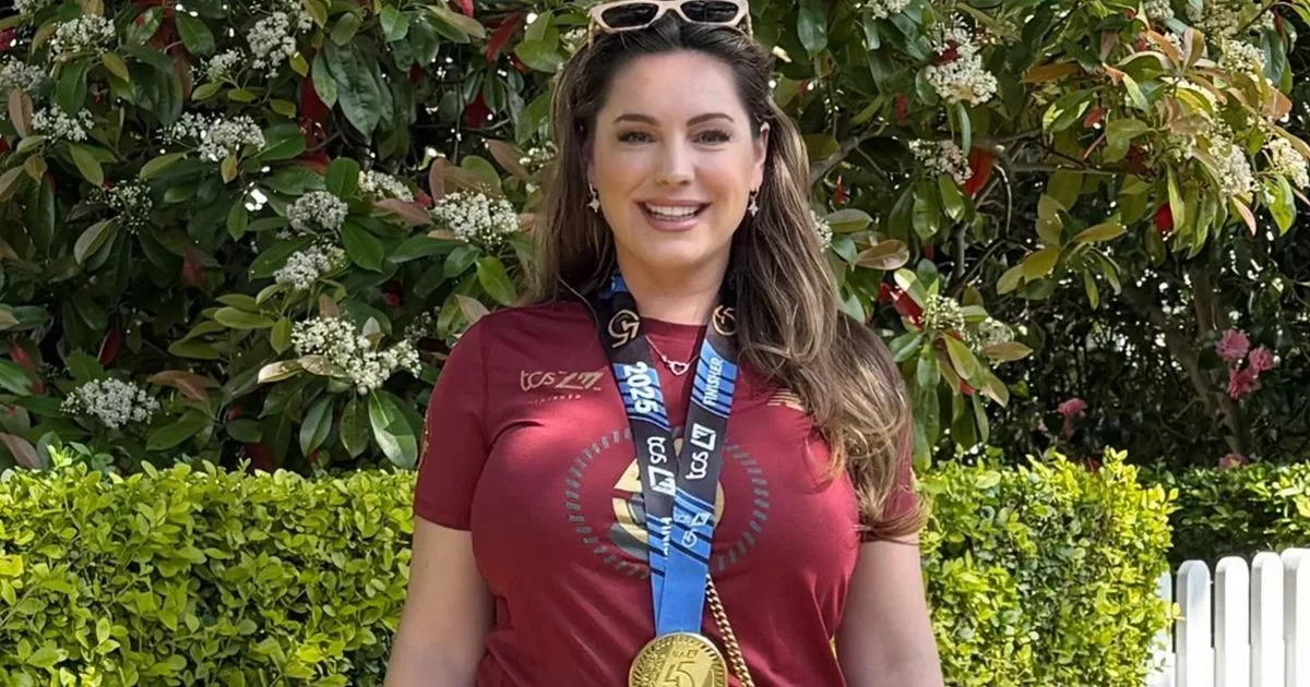 Kelly Brook in hospital 'ordeal' over painful injury after London Marathon