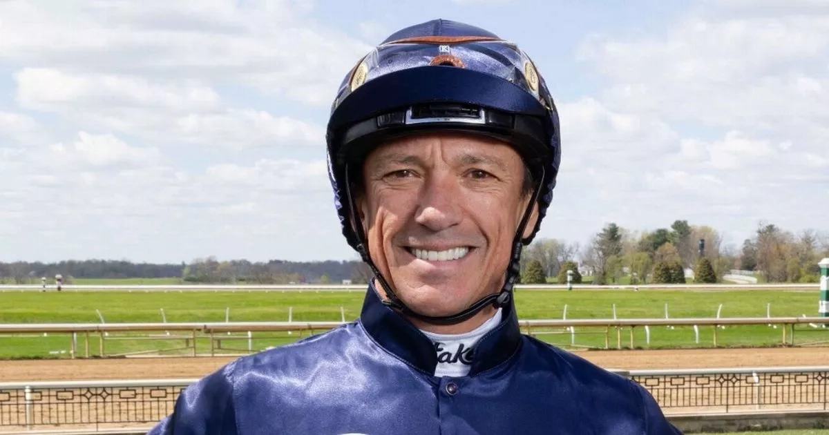 Frankie Dettori signs deal to become global ambassador for controversial betting brand
