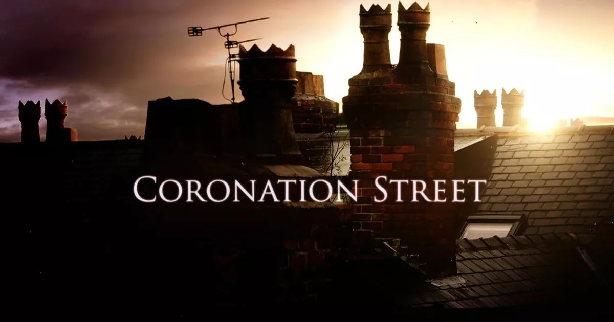 Coronation Street fans reeling over abrupt exit as they 'wish actor the best'