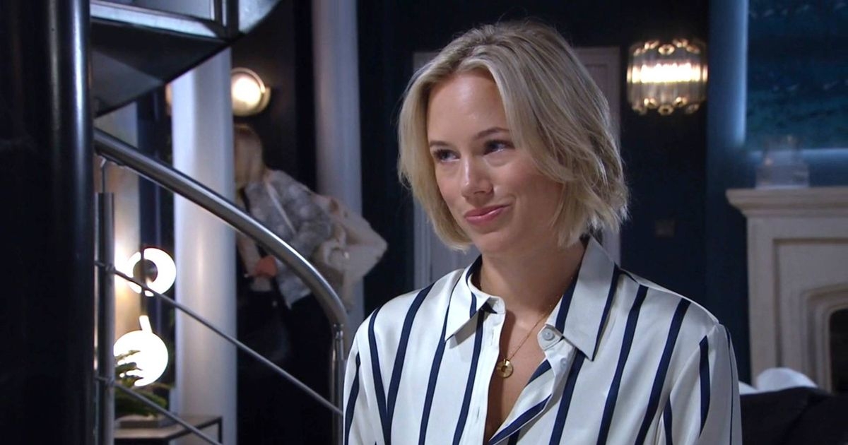 Emmerdale's Steph's future as actress announces pregnancy in sweet post