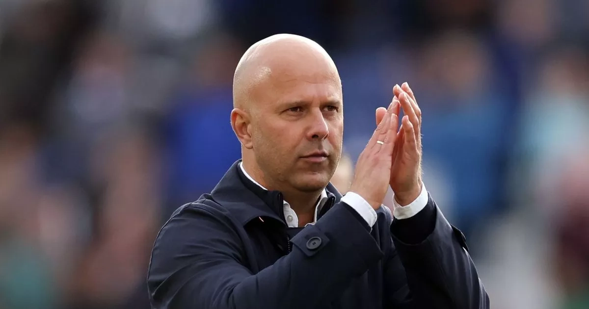 Arne Slot meets with Liverpool target as departing star speaks after exit