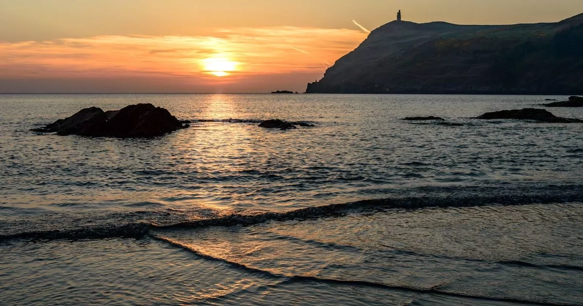 Island with 'best beach in the world' less than an hour from UK