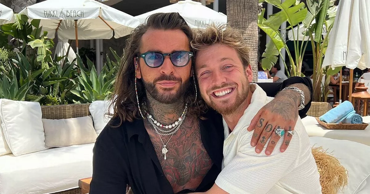 Pete Wicks rages after Sam Thompson tells him about cafe you 'can't eat' at