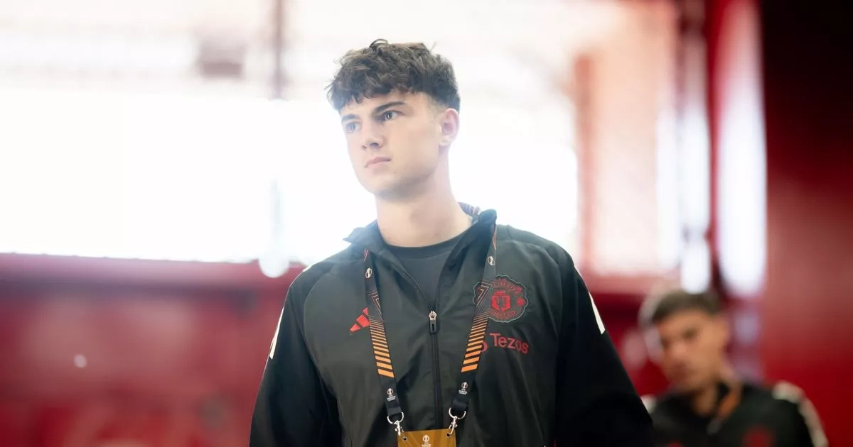 Man Utd officially add two players to first-team squad ahead of summer window