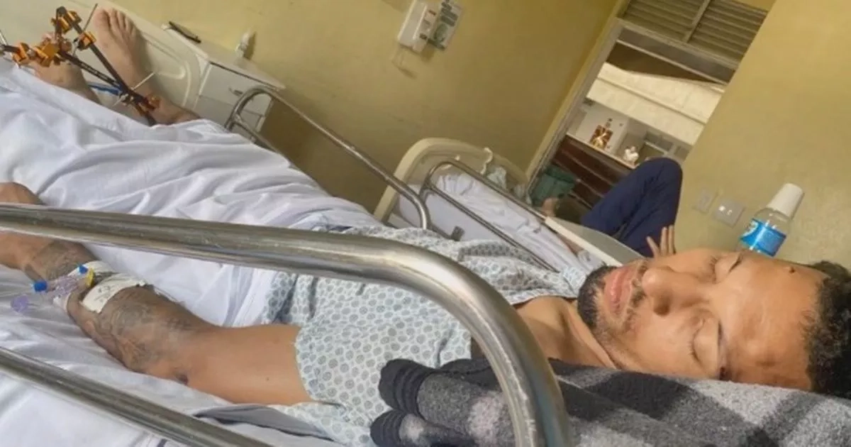 'I got trapped in underground doors - I felt my leg break as train dragged me'