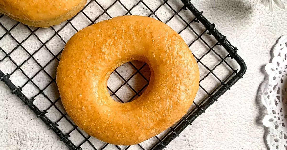 Simple air fryer doughnut recipe makes sweet treats in five minutes