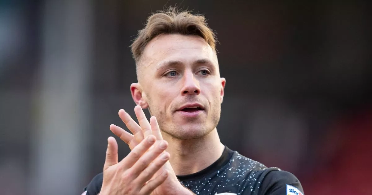 EFL star quits football aged 31 to begin new life in real estate in Dubai