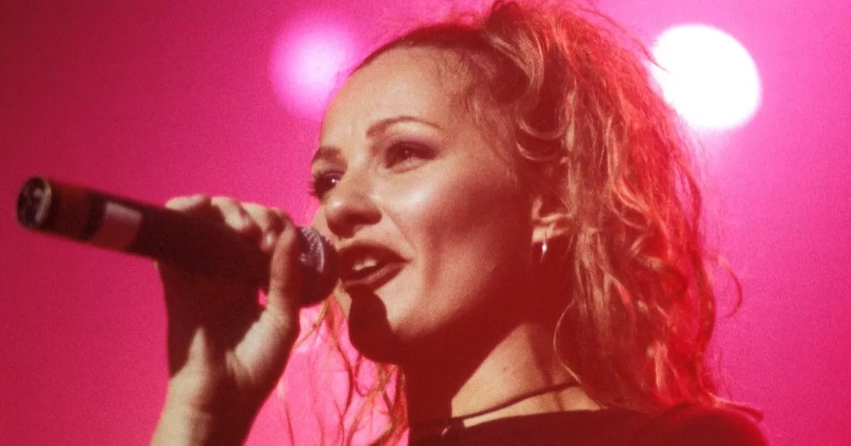 Pop icon from the '90s 'hasn't aged a day' 30 years on from smash hit