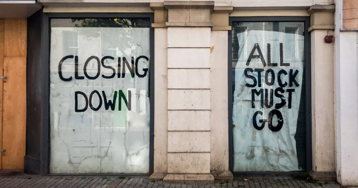 High street retailer with 300 branches to shut store in 24 hours